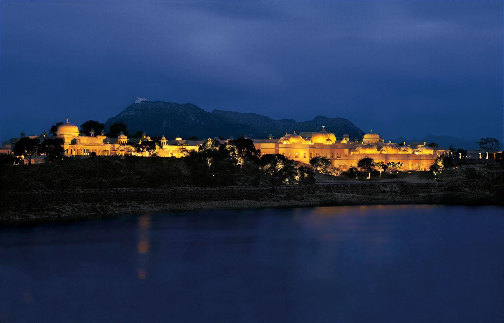 The Oberoi Udaivilas Udaipur Exterior photo